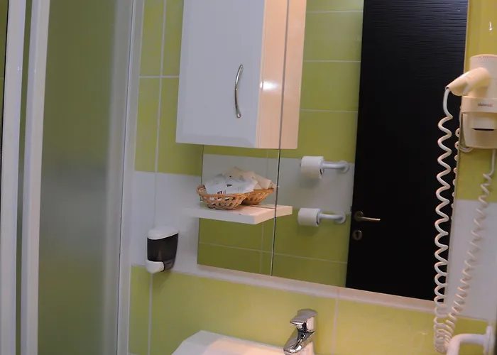 Hotell Green Hotel Budapest 4*