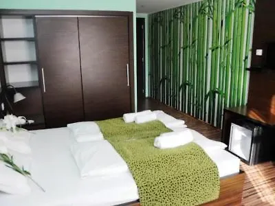 Green Hotel Budapest 4*