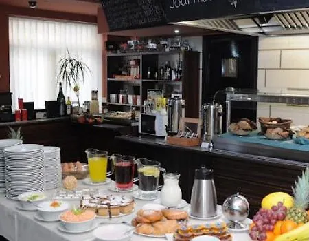 Green Hotel Budapest Otel