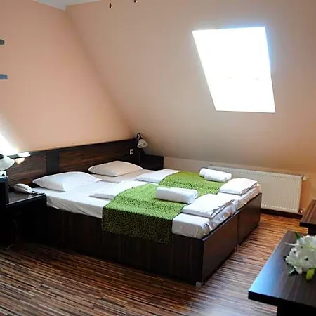 Otel Green Hotel Budapest 4*