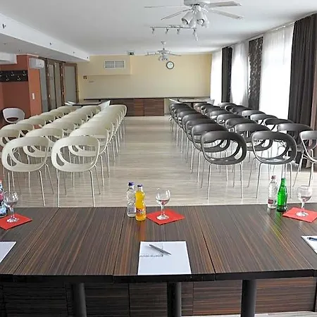 Green Hotel Budapest 4*
