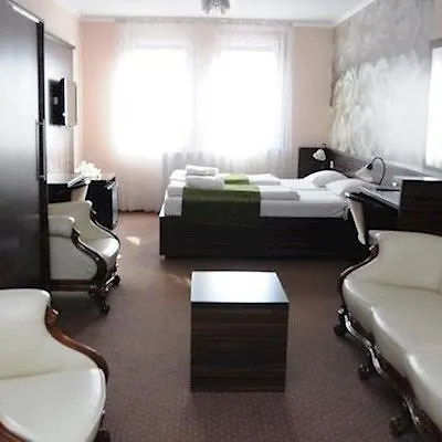 Green Hotel Budapest 4* Budapeşte