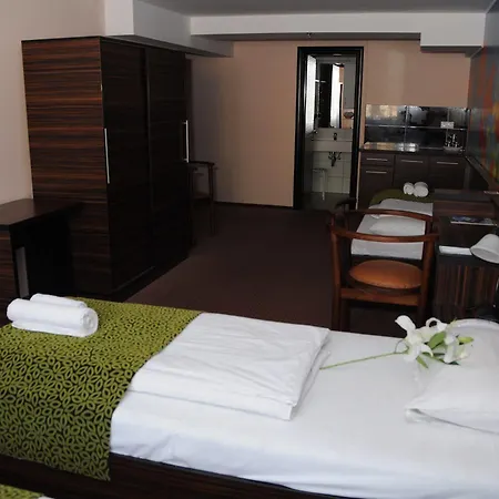 Green Hotel Budapest Otel Budapeşte