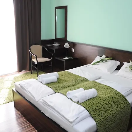 Green Hotel Budapest