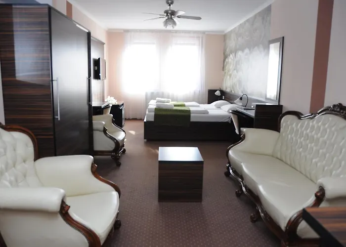 Green Hotel Budapest Hotel 4*